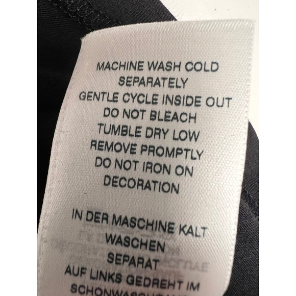 True Religion Womens Black V Neck Graphic T-Shirt Red Poppies Feathers Beaded XS - Picture 11 of 13